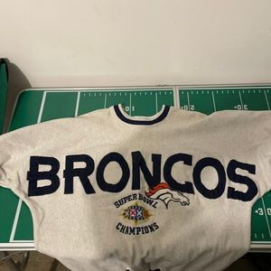 COPY - Vintage Broncos Super Bowl xxx11 (32) crew neck